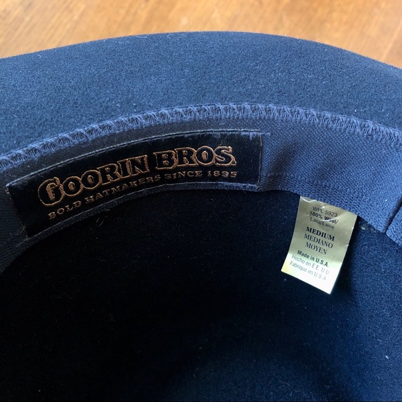 Black Felt Hat - Picture 4 of 7